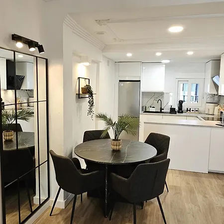 Апартаменти Hdfm Collection Centro Miramar